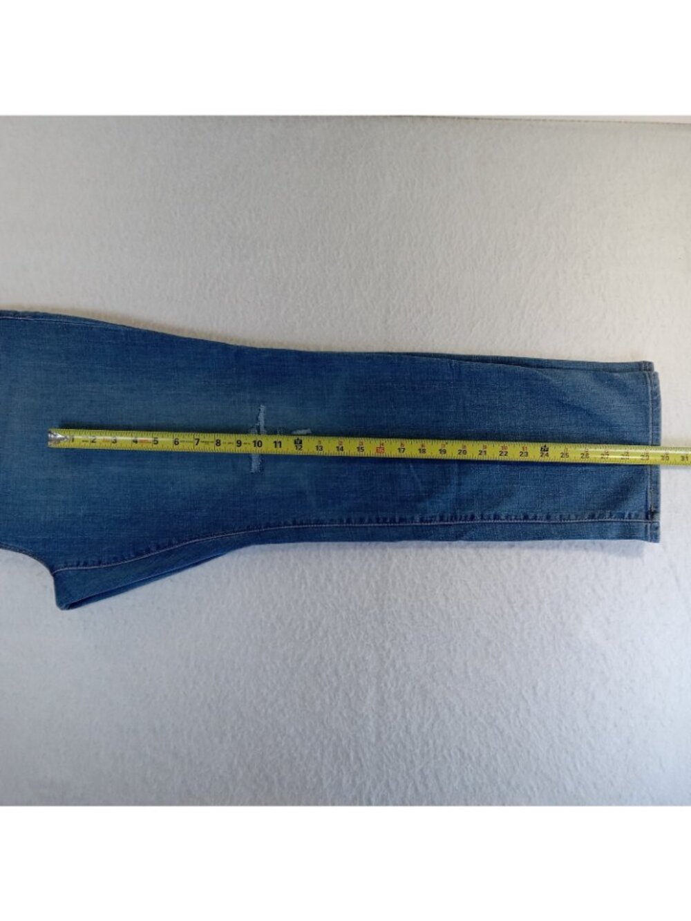 Levi's 724 High-Rise Slim Straight Jeans Women's Plus Size 20W Distressed Medium - Picture 16 of 16